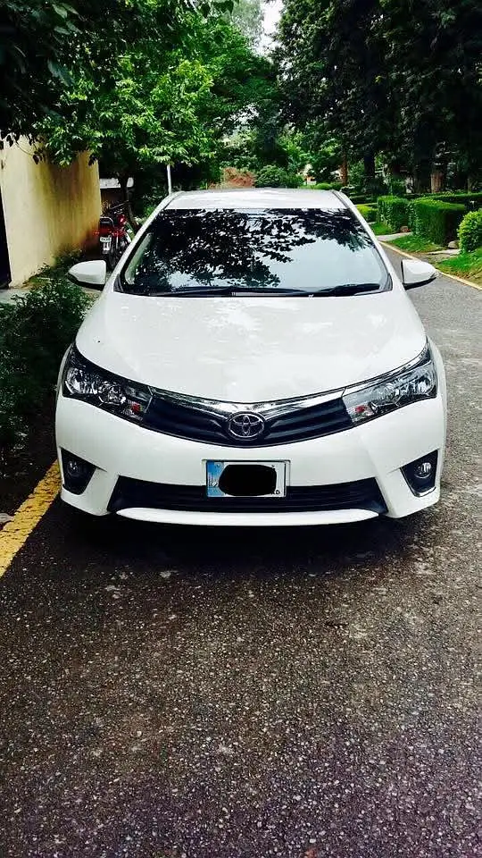 Toyota Corolla GLI 1.3 VVTi 2015 Cars in Rawalpindi
