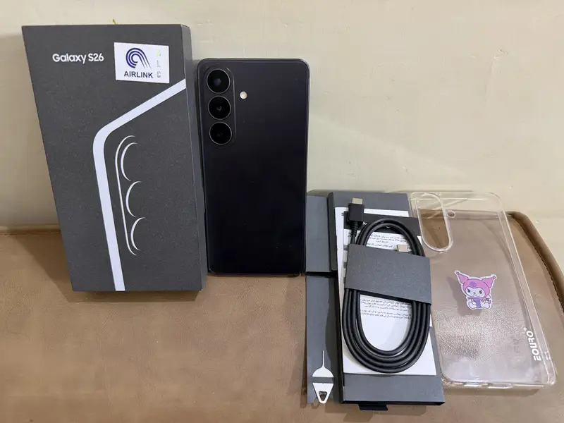 Samsung S26 Black 12gb 256gb in full warranty just box opened Mobile Phones in Lahore