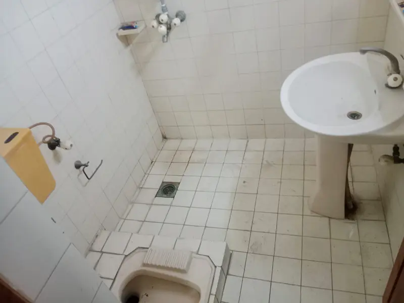 Beautifull Facing Park Double Story House For Sale For Sale in Lahore