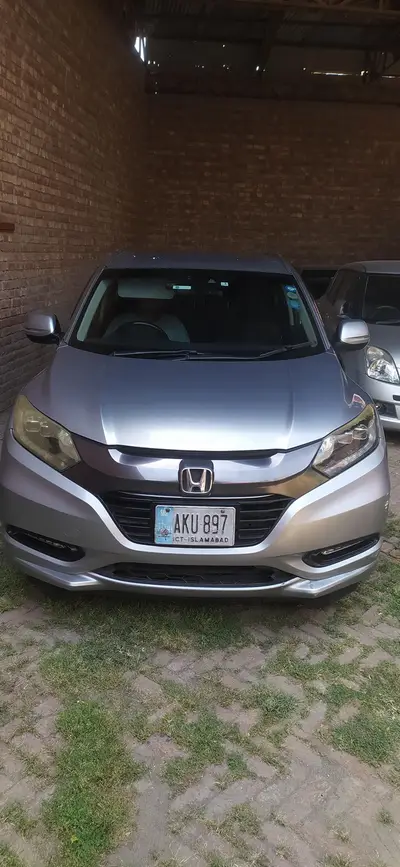 Honda Vezel 2017 Cars in Lahore
