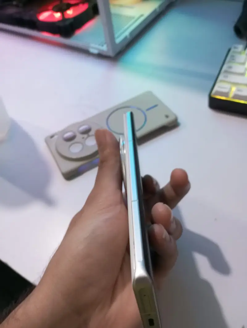 Vivo X100 Ultra Mobile Phones in Karachi