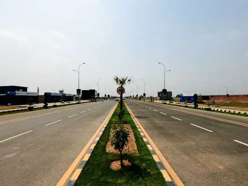 Ideal Investment Opportunity in Etihad Town Phase 3 Pine Avenue Back side Land & Plots in Lahore