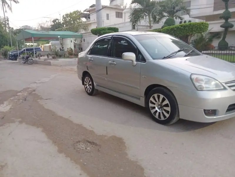 Suzuki Liana 2009 Cars in Karachi