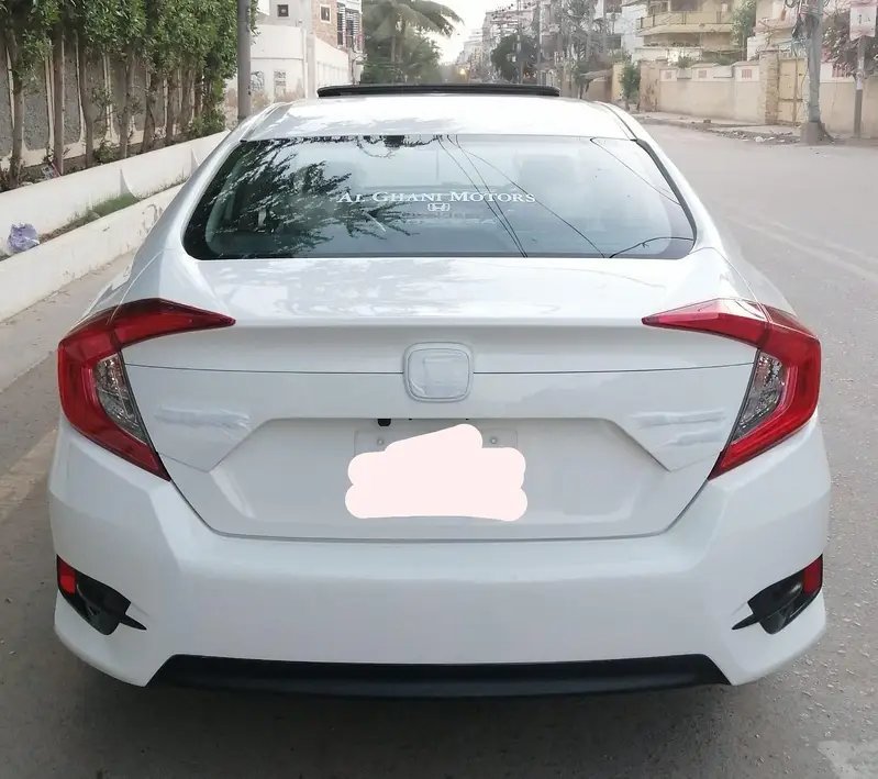 Honda Civic 1.8 I-VTEC Oriel MODEL 2016 END REG 2017 (100%Original)
