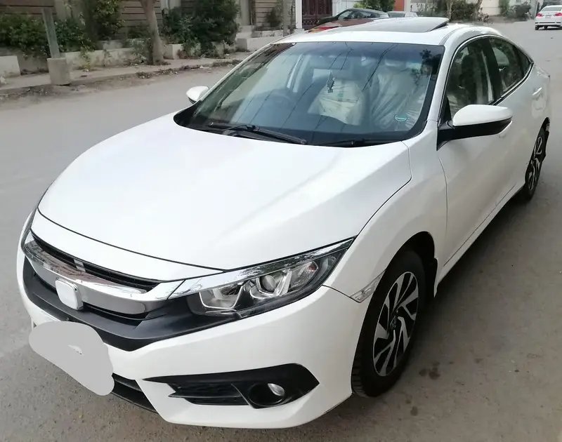 Honda Civic 1.8 I-VTEC Oriel MODEL 2016 END REG 2017 (100%Original)