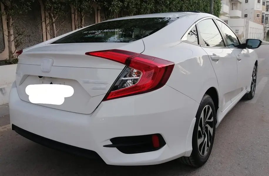 Honda Civic 1.8 I-VTEC Oriel MODEL 2016 END REG 2017 (100%Original)