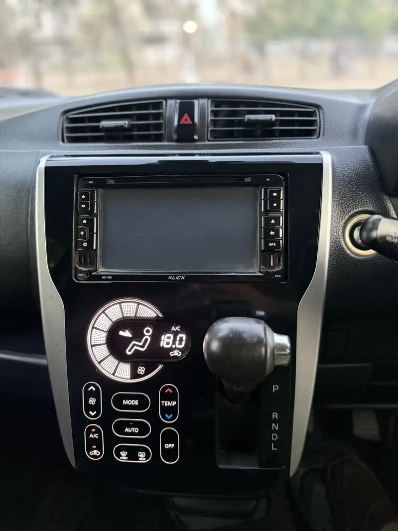 Nissan highway star. Model 16 Reg 17. top of the variant.