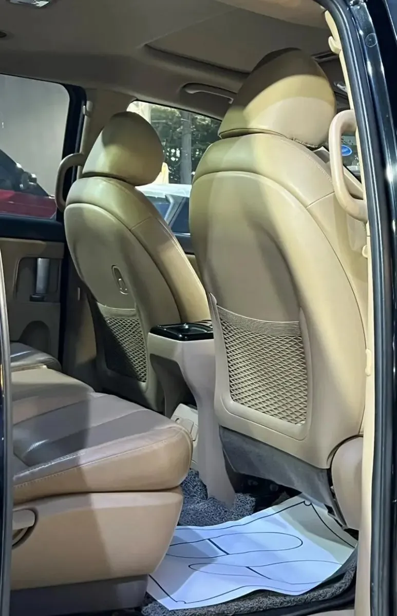 Kia Grand Carnival Model 2019 Cars in Karachi - AuctionHaulPK.com