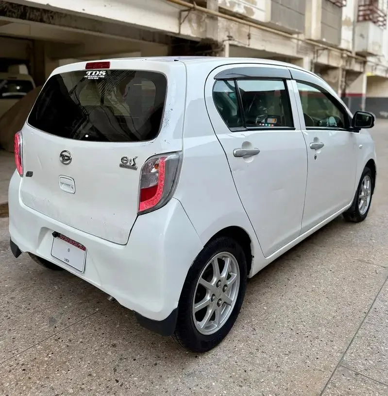 Mira X Memorial Model 15 Reg 2017. Top Variant. Cars in Karachi - AuctionHaulPK.com