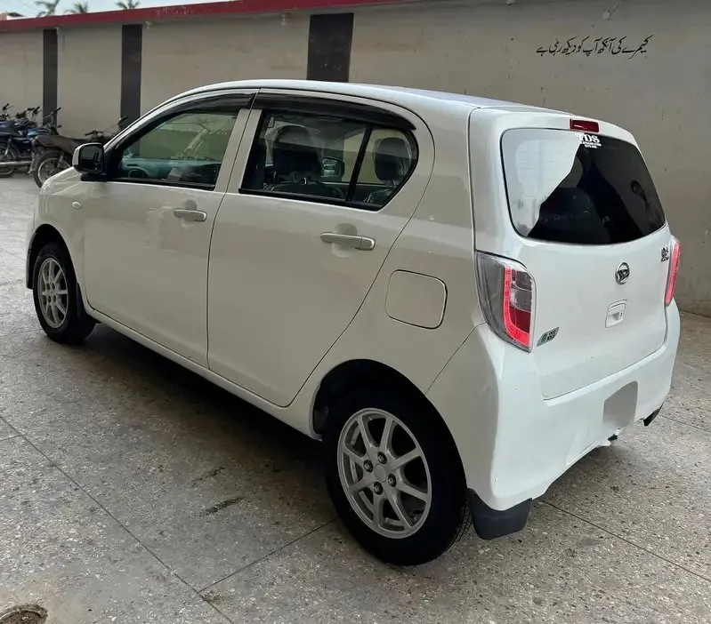 Mira X Memorial Model 15 Reg 2017. Top Variant. Cars in Karachi - AuctionHaulPK.com
