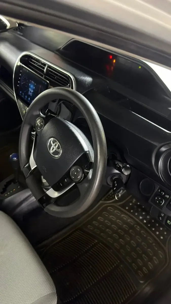 Toyota Aqua S Package Key Start 2020 Cars in Lahore - AuctionHaulPK.com