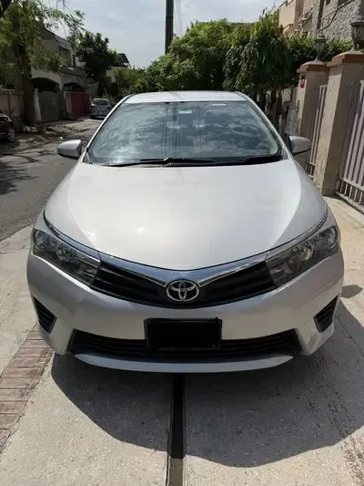 Toyota Corolla Gli 2016 Cars in Lahore - AuctionHaulPK.com