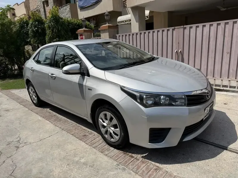 Toyota Corolla Gli 2016 Cars in Lahore - AuctionHaulPK.com