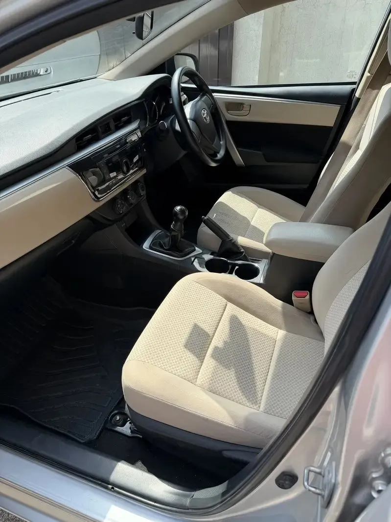Toyota Corolla Gli 2016 Cars in Lahore - AuctionHaulPK.com