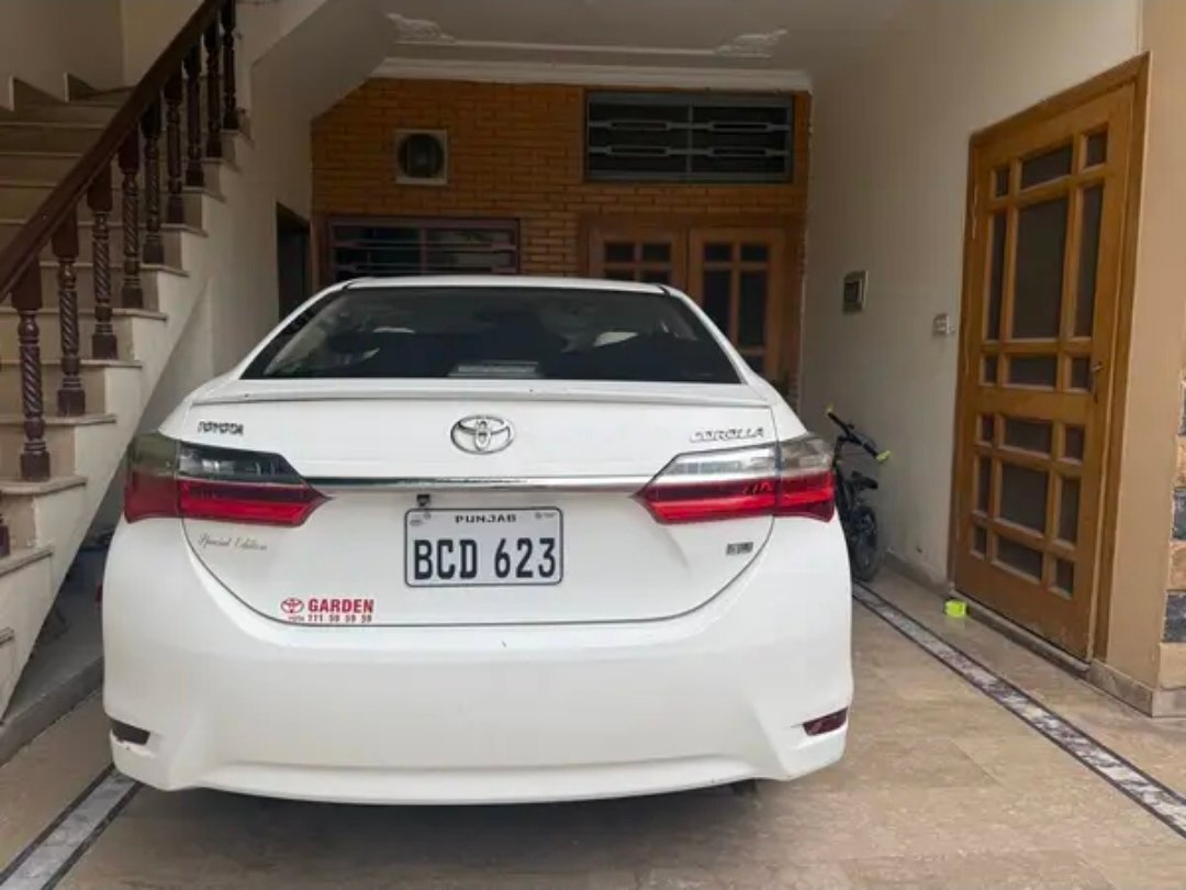 2018 Toyota Corolla GLi Manual - White |84,000 km Cars in Islamabad - AuctionHaulPK.com