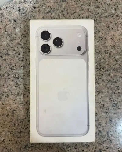Apple iPhone 17 Pro Max Mobile Phones in Karachi - AuctionHaulPK.com