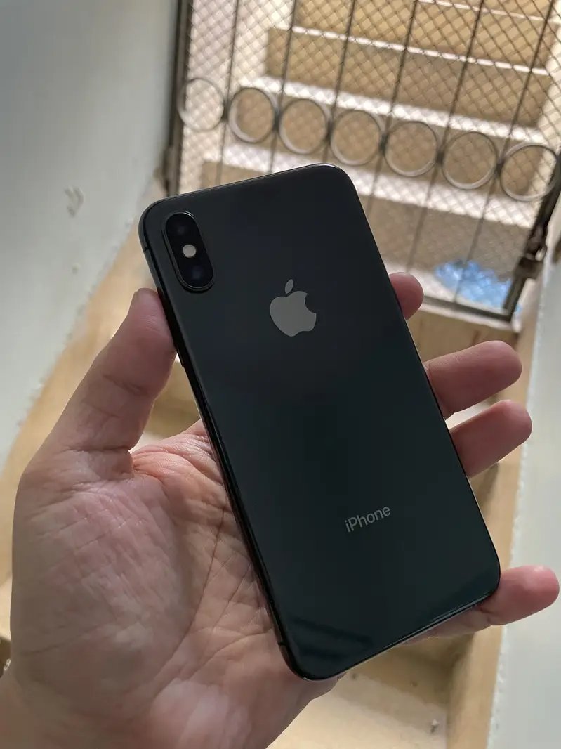 Apple iPhone XS Mobile Phones in Karachi - AuctionHaulPK.com