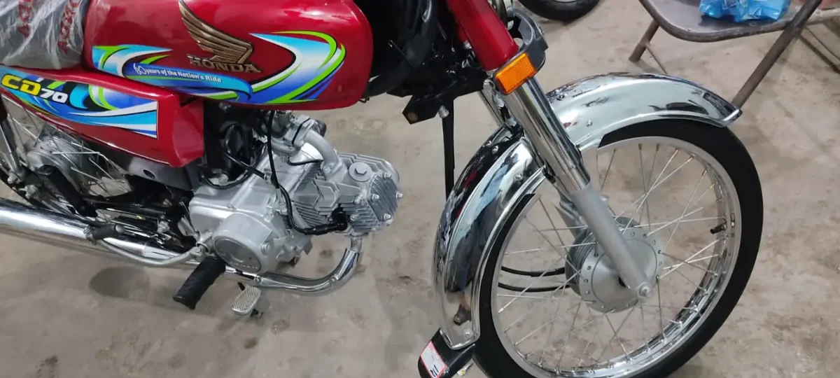 Honda | CD 70 | Model 2024 | Good Condition | No Work | 10/10 | Bikes & Motorcycles in Karachi - AuctionHaulPK.com