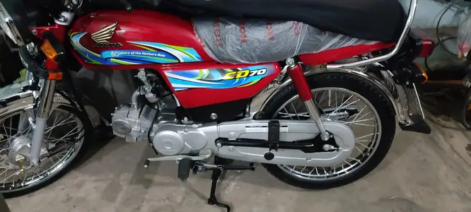 Honda | CD 70 | Model 2024 | Good Condition | No Work | 10/10 | Bikes & Motorcycles in Karachi - AuctionHaulPK.com
