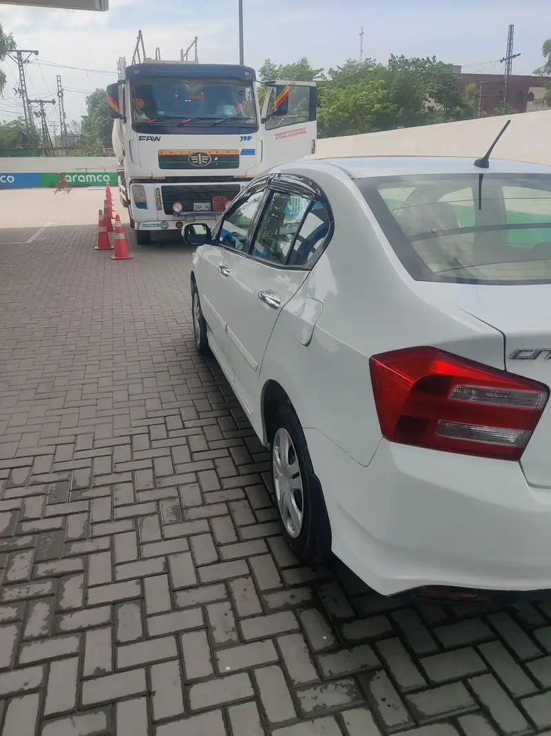 Honda City 2017 Cars in Lahore - AuctionHaulPK.com