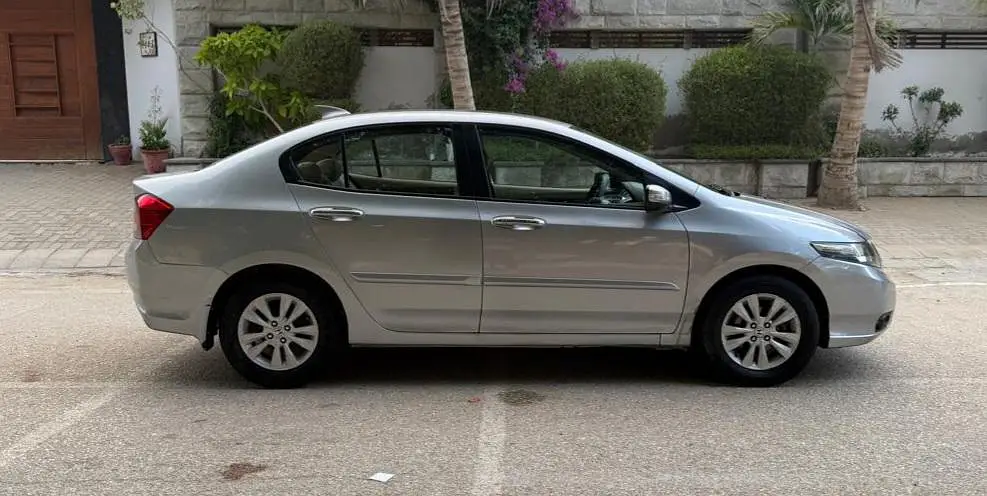 HONDA CITY ASPIRE PROSMETEC 1.5 MODEL 2017 Cars in Karachi - AuctionHaulPK.com