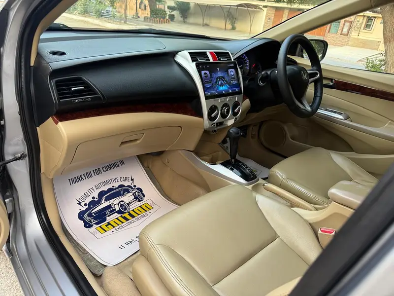 HONDA CITY ASPIRE PROSMETEC 1.5 MODEL 2017 Cars in Karachi - AuctionHaulPK.com