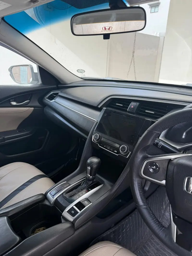 Honda Civic VTi Oriel 2018 Cars in Lahore - AuctionHaulPK.com