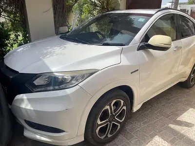Honda Vezel Hybrid Z 2015 Cars in Karachi - AuctionHaulPK.com