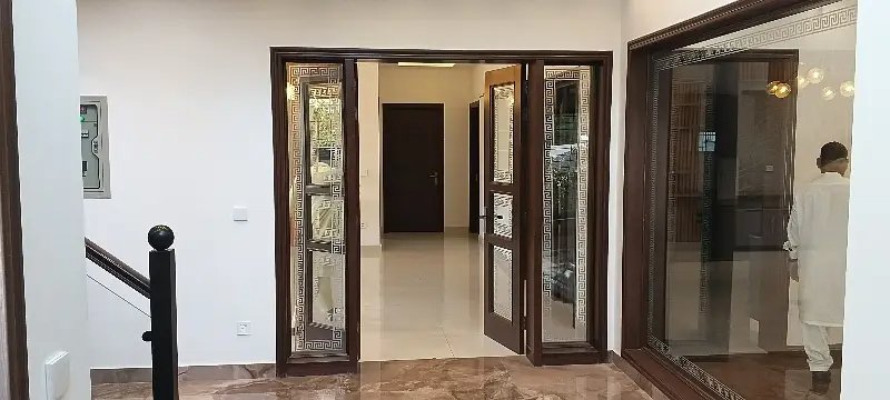 Kanal Facing Park Modern Design Beautiful House For Sale in Lahore - AuctionHaulPK.com