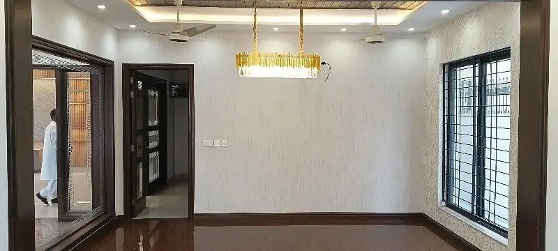 Kanal Facing Park Modern Design Beautiful House For Sale in Lahore - AuctionHaulPK.com