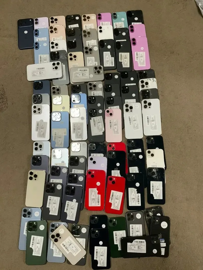 Apple Iphone 11 - 12 - 13 - 14 - 15 - 16 - 17 | Pro And Pro Max Series Mobile Phones in Karachi - AuctionHaulPK.com