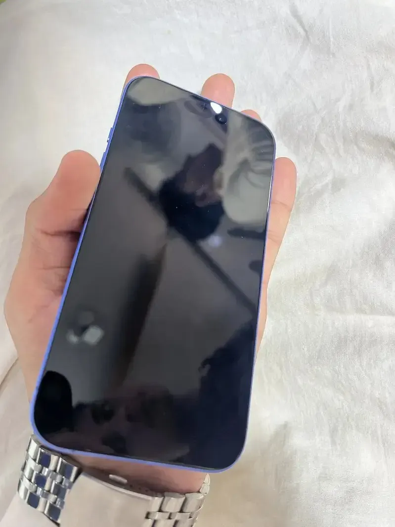 Apple Iphone 16 128gb – Water Pack | 96% Battery Health | Non Pta Jv Mobile Phones in Karachi - AuctionHaulPK.com