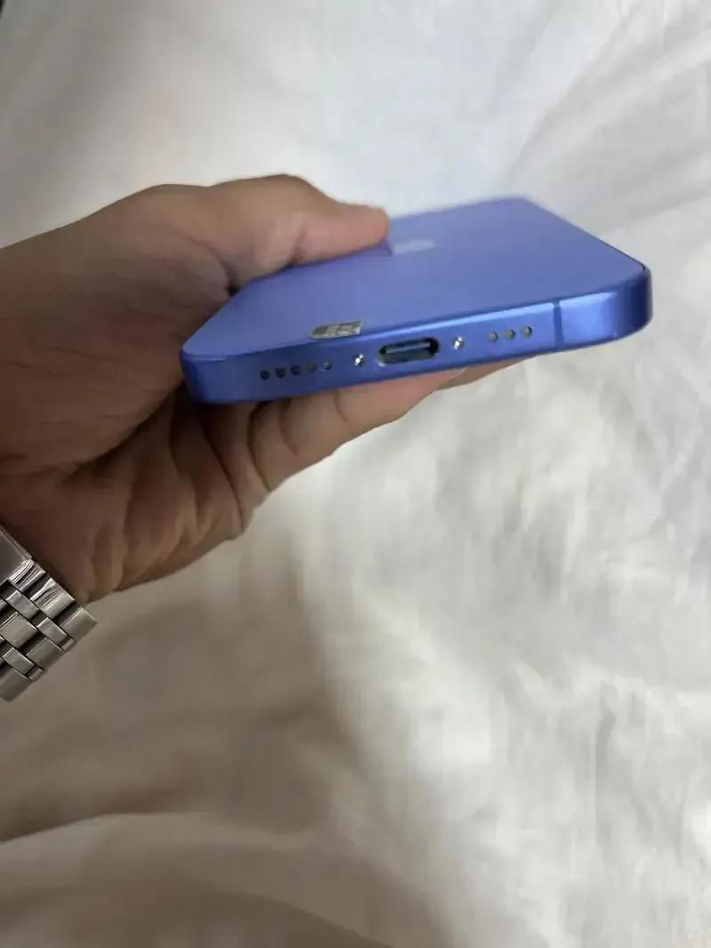 Apple Iphone 16 128gb – Water Pack | 96% Battery Health | Non Pta Jv Mobile Phones in Karachi - AuctionHaulPK.com