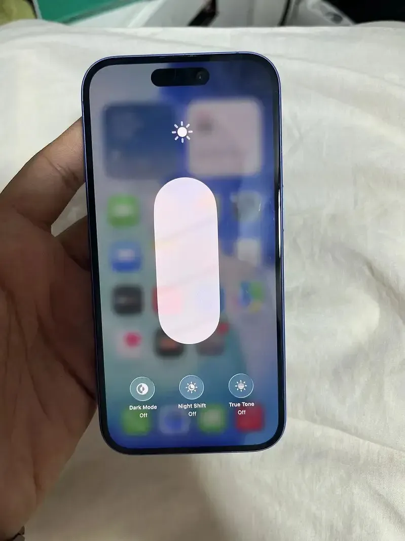 Apple Iphone 16 128gb – Water Pack | 96% Battery Health | Non Pta Jv Mobile Phones in Karachi - AuctionHaulPK.com