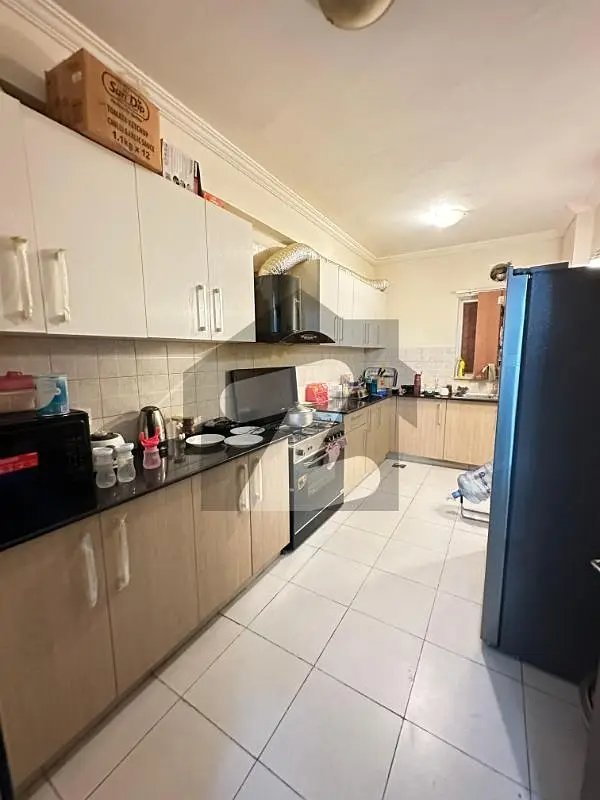 3 Bedroom Flat In Bahria Tower (1st Floor) Available Precinct 19 For Sale in Karachi - AuctionHaulPK.com