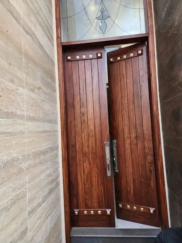 House In Dha Phase 4 For Sale in Karachi - AuctionHaulPK.com