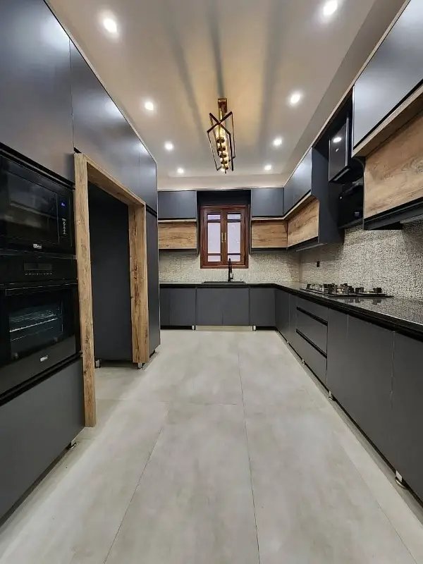 House In Dha Phase 4 For Sale in Karachi - AuctionHaulPK.com